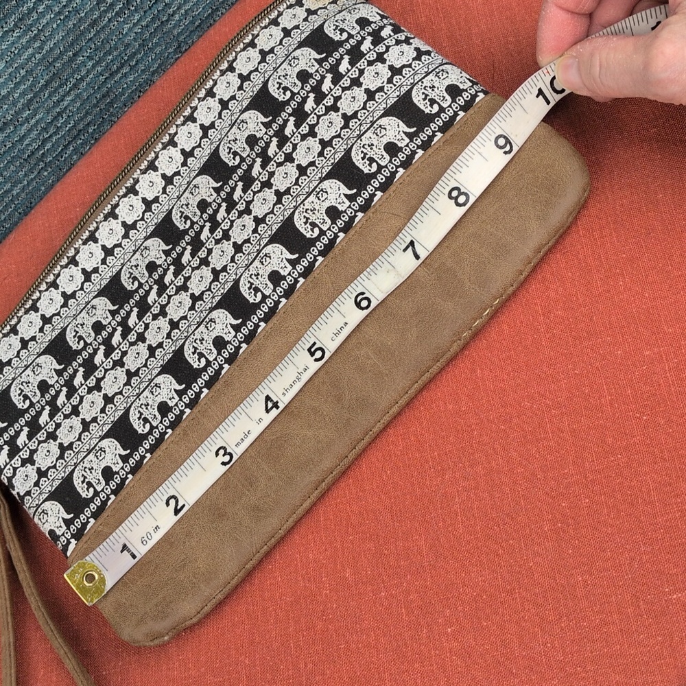 Jac & Annie Elephant Clutch - Picture 9 of 16